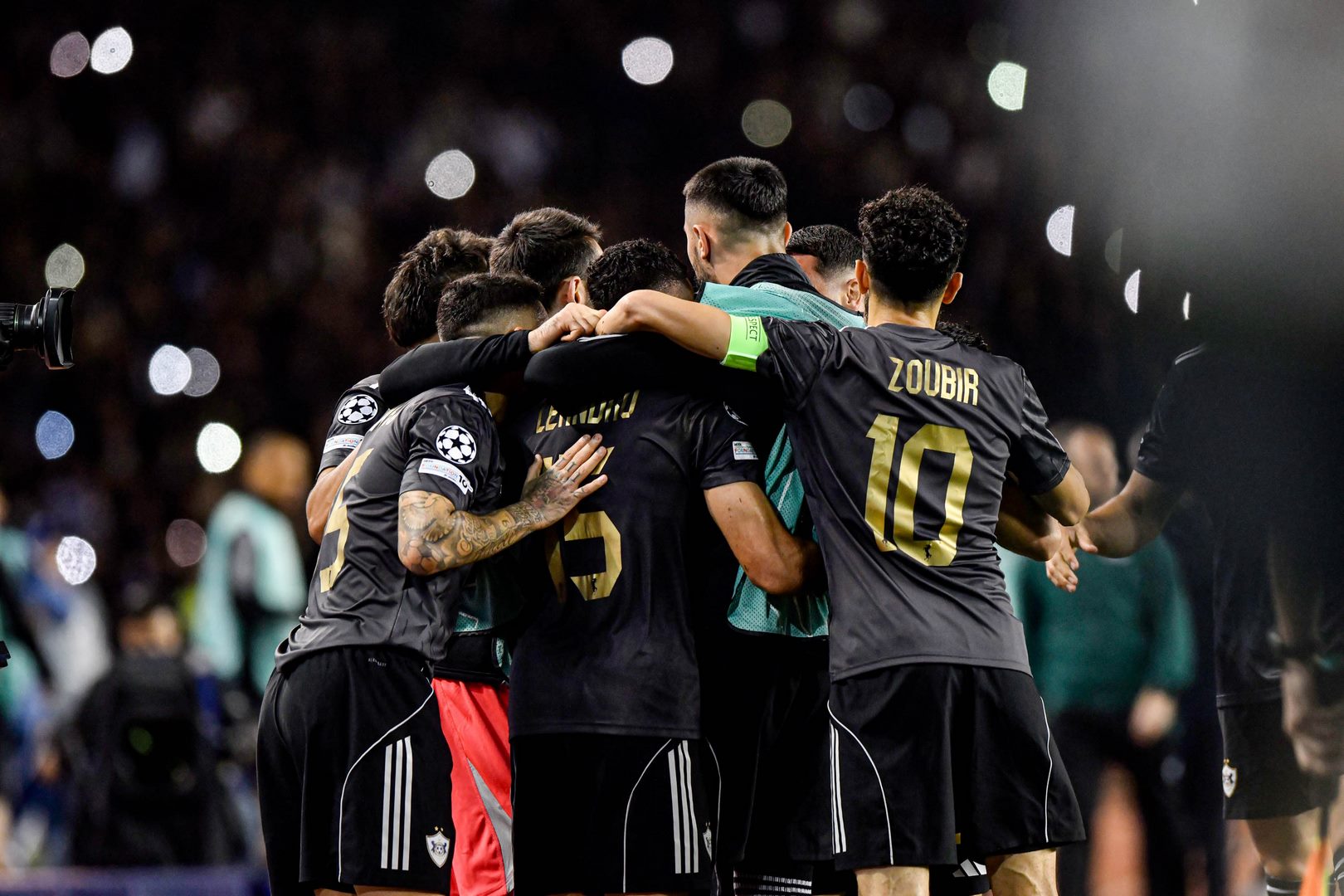 “Qarabağ” “Çelsi” ilə bərabərə qaldı - Fotolar